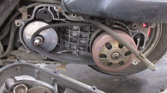 Piaggio MP3 Series Drive Belt Replacement Motorcycle Belt Replacement